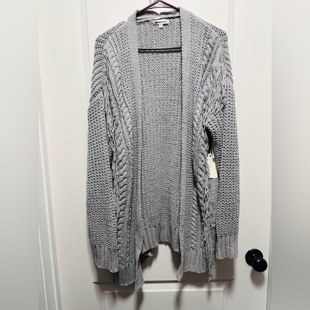 Women’s medium cardigan